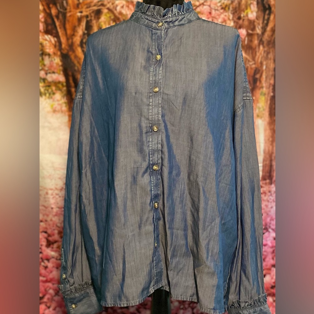 Time and Tru ruffled shirt